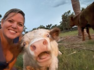 Angie and Maverick Highland Cattle Meetup