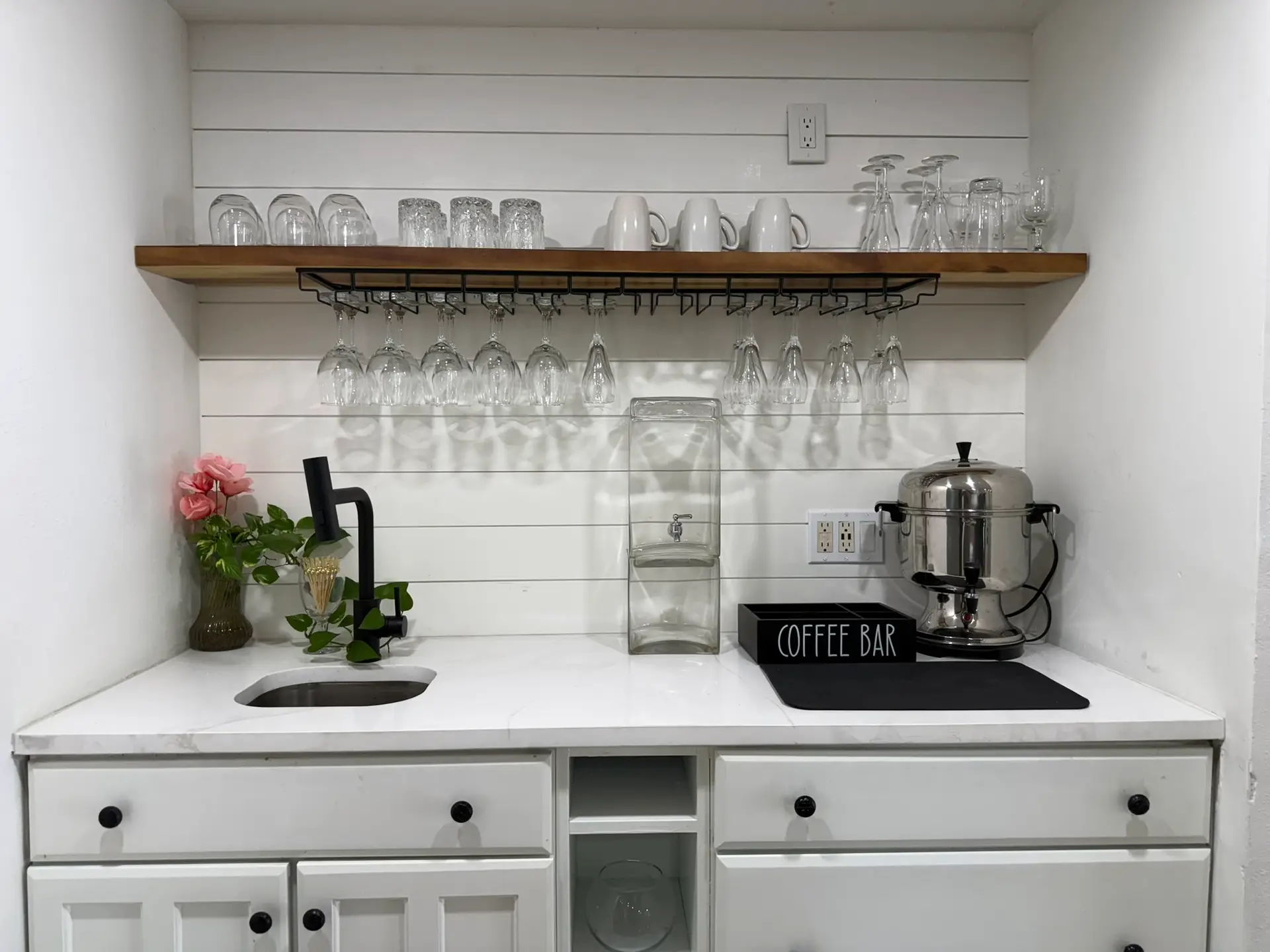 The Waterside Ranch - Champagne and Coffee Bar - The Waterside Ranch The Waterside Ranch - Champagne and Coffee Bar