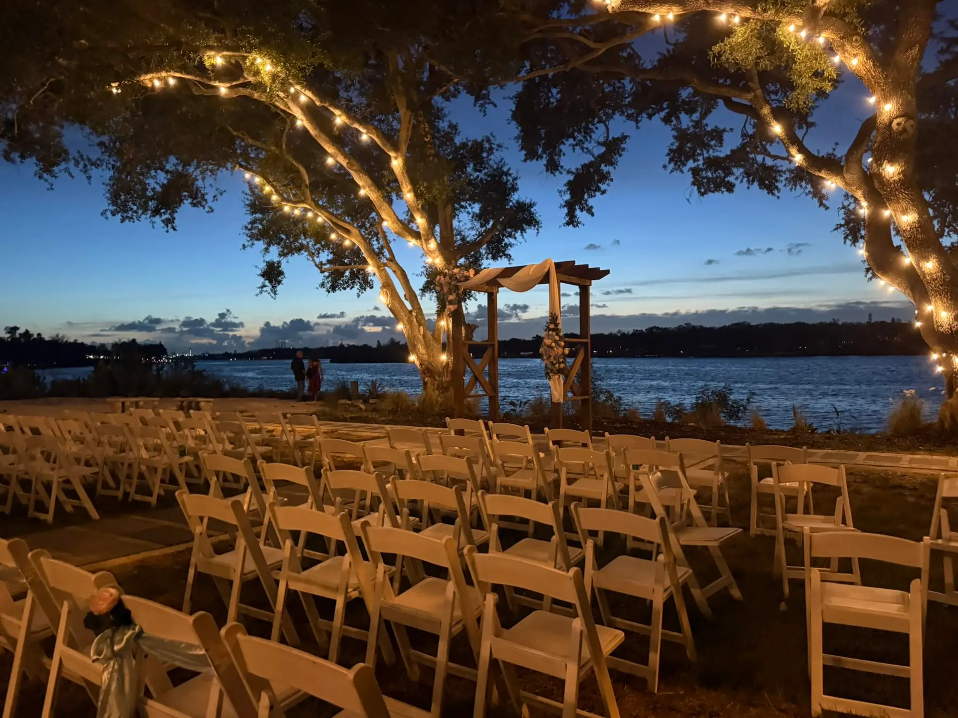 The Waterside Ranch Night Arbor Lights